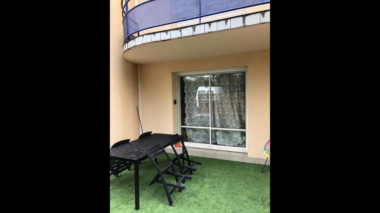 Charmant T2 De 45M2 - Parking Prive - Terrasse- Linge Inclu- Proche Vannes Saint-Avé المظهر الخارجي الصورة